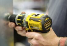 Z jakiego kraju pochodzi firma Dewalt?